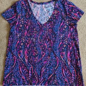 Lilly Pulitzer Blue and Pink Graphic Short Sleeve Tee